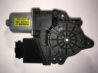 bontott KIA CEED Jobb első Ablakemelő Motor