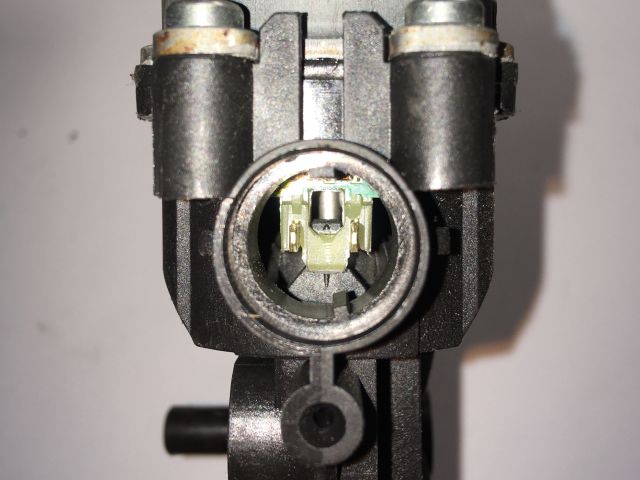 bontott KIA CEED Jobb első Ablakemelő Motor