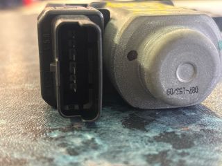 bontott KIA CEED Jobb első Ablakemelő Motor