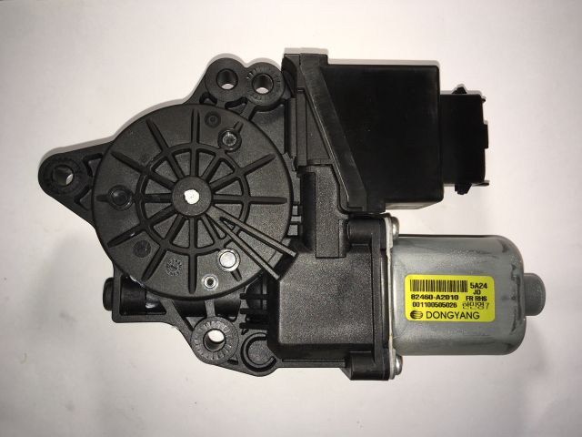 bontott KIA CEED Jobb első Ablakemelő Motor