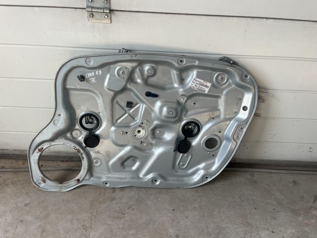 bontott KIA CEED Jobb első Ablakemelő Szerkezet (Elektromos)