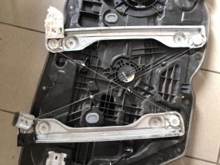 bontott KIA CEED Jobb első Ablakemelő Szerkezet (Elektromos)