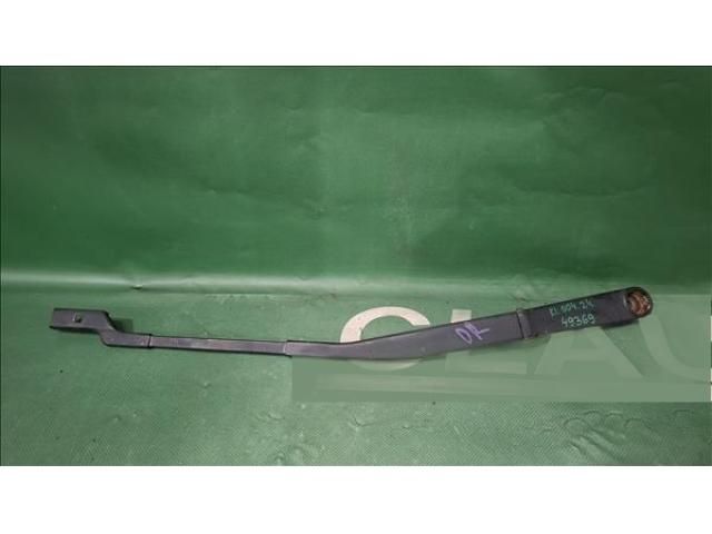 bontott KIA CEED Jobb első Ablaktörlő Kar