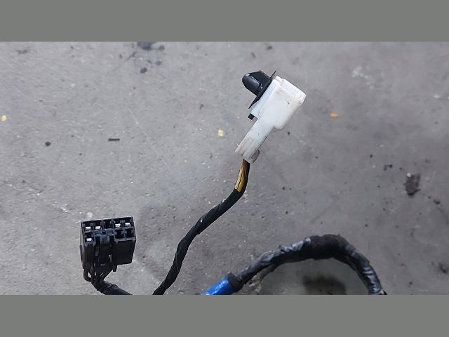 bontott KIA CEED Jobb első Ajtó Kábelköteg