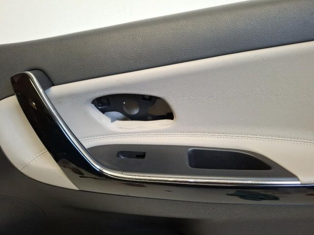 bontott KIA CEED Jobb első Ajtó Kárpit