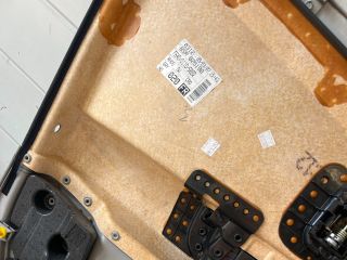 bontott KIA CEED Jobb első Ajtó Kárpit