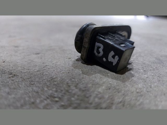 bontott KIA CEED Jobb első Ajtó Nyitás Érzékelő