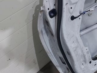 bontott KIA CEED Jobb első Ajtó (Üres lemez)