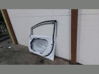 bontott KIA CEED Jobb első Ajtó (Üres lemez)