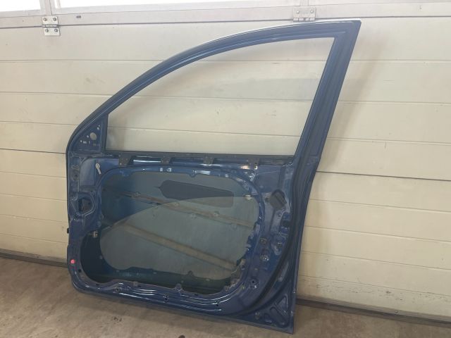 bontott KIA CEED Jobb első Ajtó (Üres lemez)