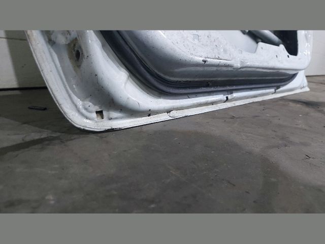 bontott KIA CEED Jobb első Ajtó (Üres lemez)