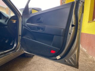 bontott KIA CEED Jobb első Ajtó (Üres lemez)