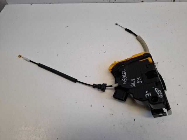 bontott KIA CEED Jobb első Ajtózár