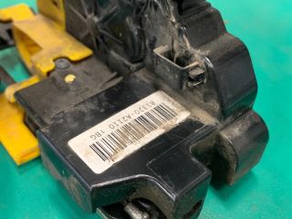 bontott KIA CEED Jobb első Ajtózár