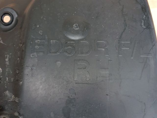 bontott KIA CEED Jobb első Dobbetét (Kerékjárati, Műanyag)