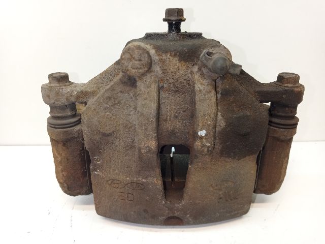 bontott KIA CEED Jobb első Féknyereg Munkahengerrel