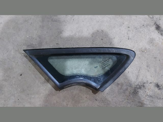 bontott KIA CEED Jobb első Fixüveg (Ajtóban)