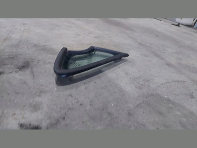 bontott KIA CEED Jobb első Fixüveg (Ajtóban)