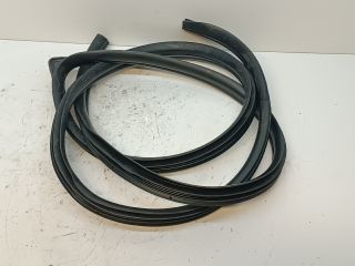 bontott KIA CEED Jobb első Gumikéder