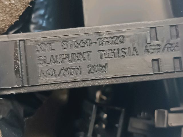 bontott KIA CEED Jobb első Kis Hangszóró Burkolat