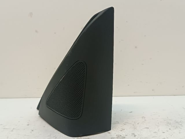 bontott KIA CEED Jobb első Kis Hangszóró Burkolat