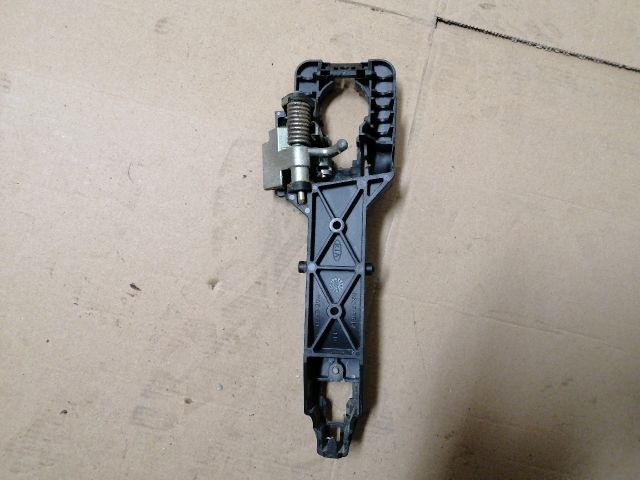 bontott KIA CEED Jobb első Külső Kilincsfészek