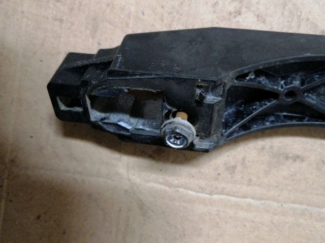 bontott KIA CEED Jobb első Külső Kilincsfészek