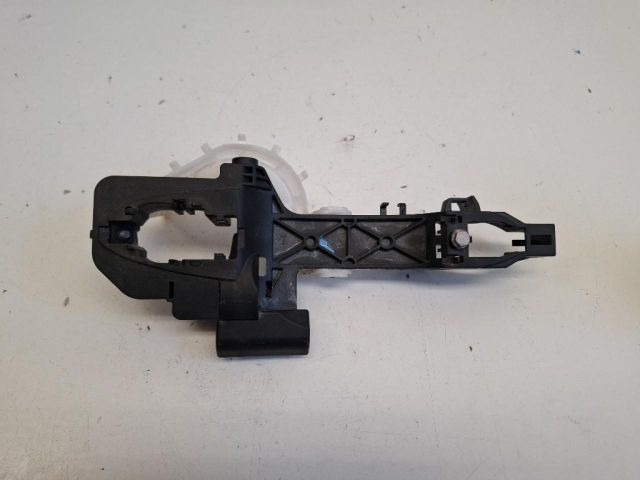 bontott KIA CEED Jobb első Külső Kilincsfészek