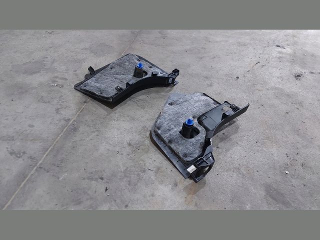 bontott KIA CEED Jobb első Küszöb Díszléc