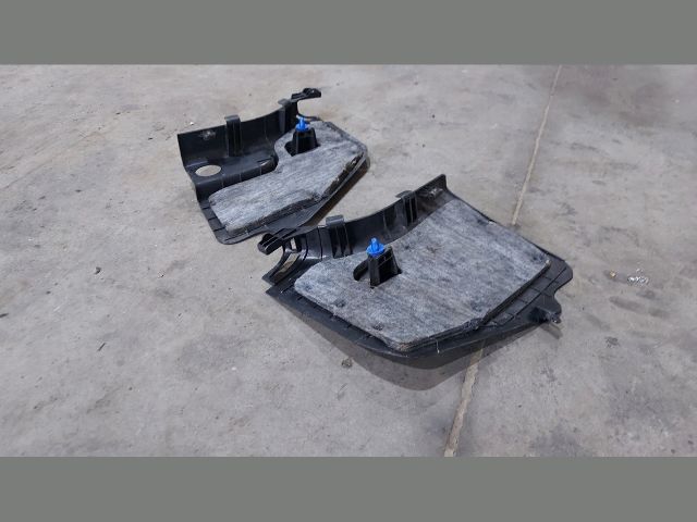 bontott KIA CEED Jobb első Küszöb Díszléc