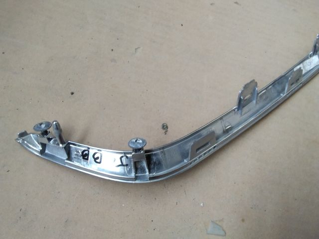 bontott KIA CEED Jobb első Lökhárító Díszléc