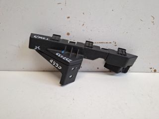 bontott KIA CEED Jobb első Lökhárító Tartó (Műanyag)