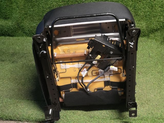 bontott KIA CEED Jobb első Ülés