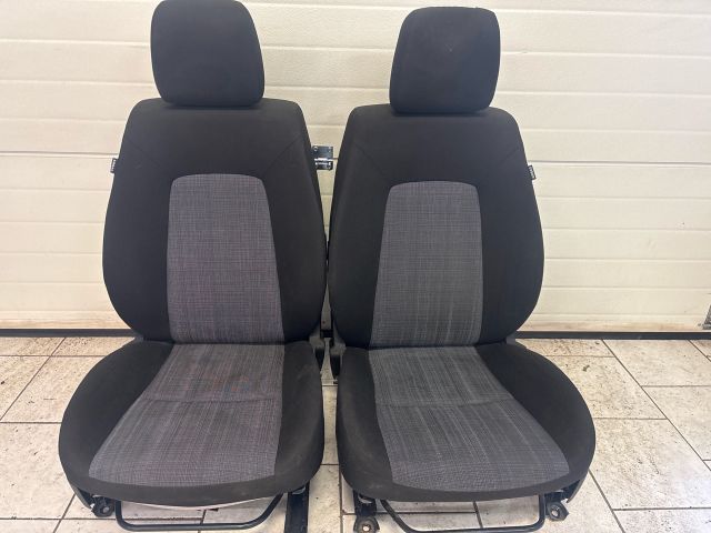 bontott KIA CEED Jobb első Ülés