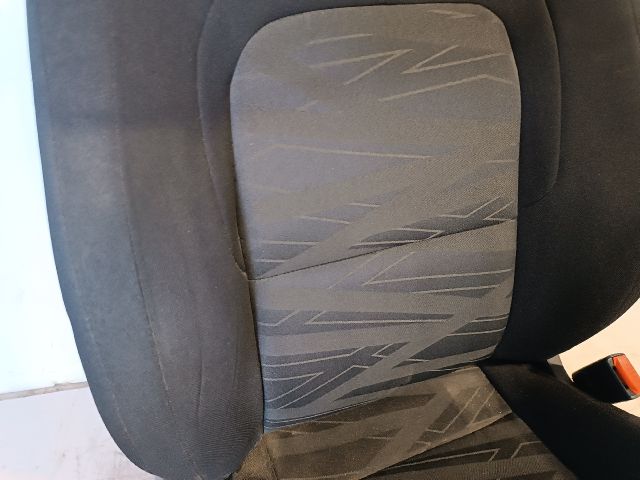 bontott KIA CEED Jobb első Ülés