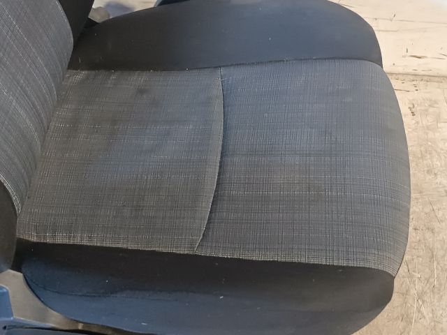 bontott KIA CEED Jobb első Ülés