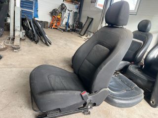 bontott KIA CEED Jobb első Ülés