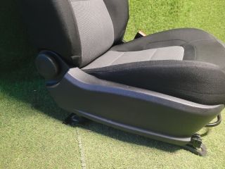 bontott KIA CEED Jobb első Ülés