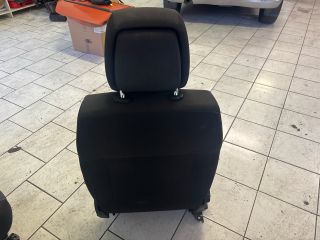 bontott KIA CEED Jobb első Ülés