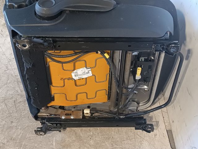 bontott KIA CEED Jobb első Ülés