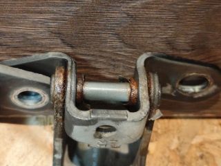 bontott KIA CEED Jobb első Zsanér