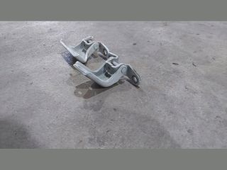 bontott KIA CEED Jobb első Zsanér