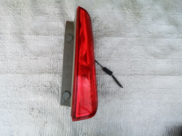 bontott KIA CEED Jobb Felső Hátsó Lámpa