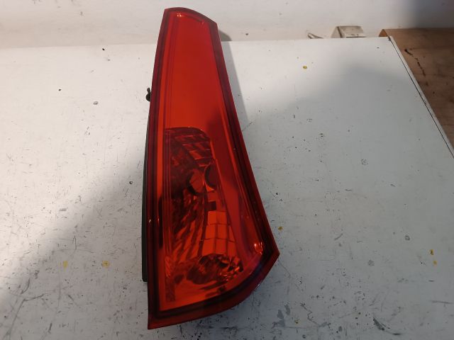 bontott KIA CEED Jobb Felső Hátsó Lámpa