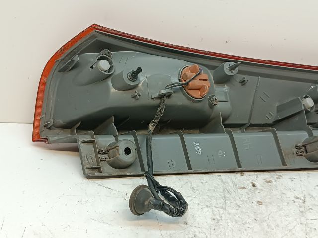 bontott KIA CEED Jobb Felső Hátsó Lámpa