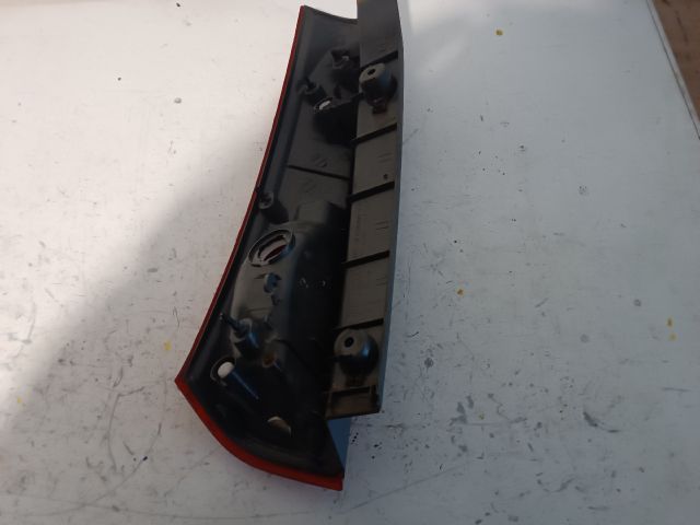 bontott KIA CEED Jobb Felső Hátsó Lámpa