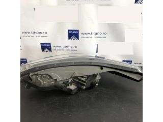 bontott KIA CEED Jobb Fényszóró