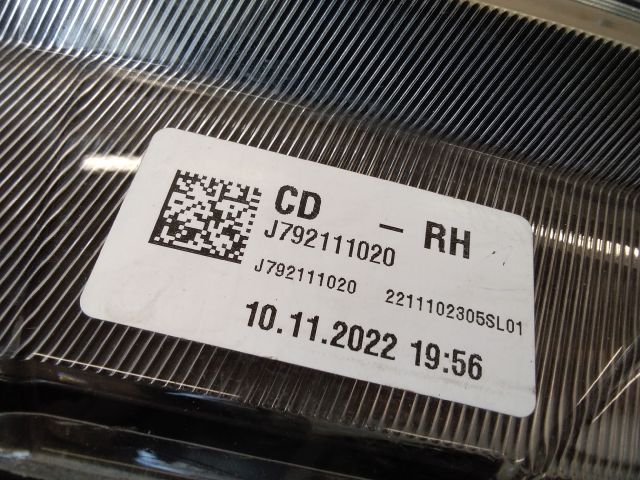 bontott KIA CEED Jobb Fényszóró