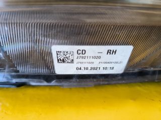 bontott KIA CEED Jobb Fényszóró