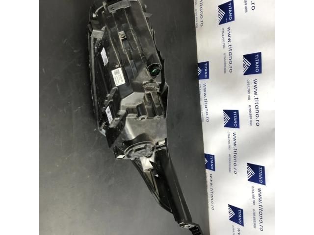 bontott KIA CEED Jobb Fényszóró